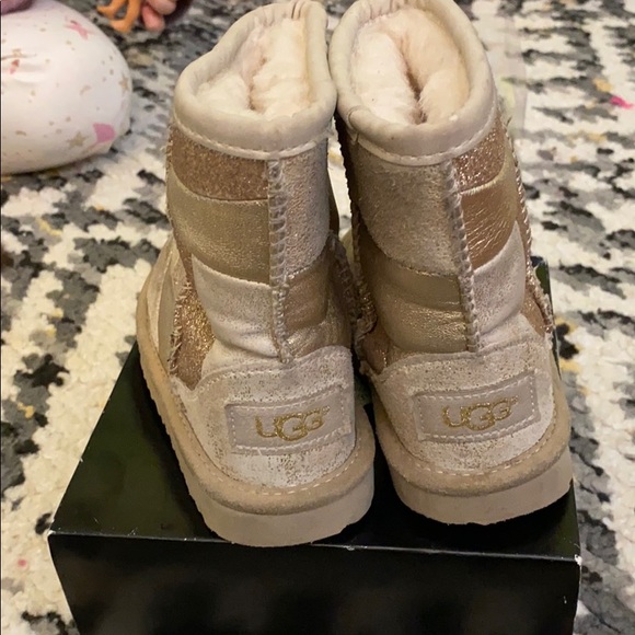 Metallic patchwork uggs - Picture 3 of 4